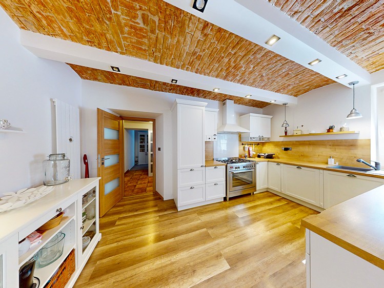 Prodej komerčního prostoru, 417 m² (34 z 36)