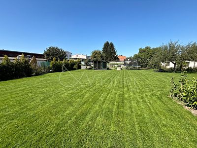 Prodej stavebního pozemku 838 m²