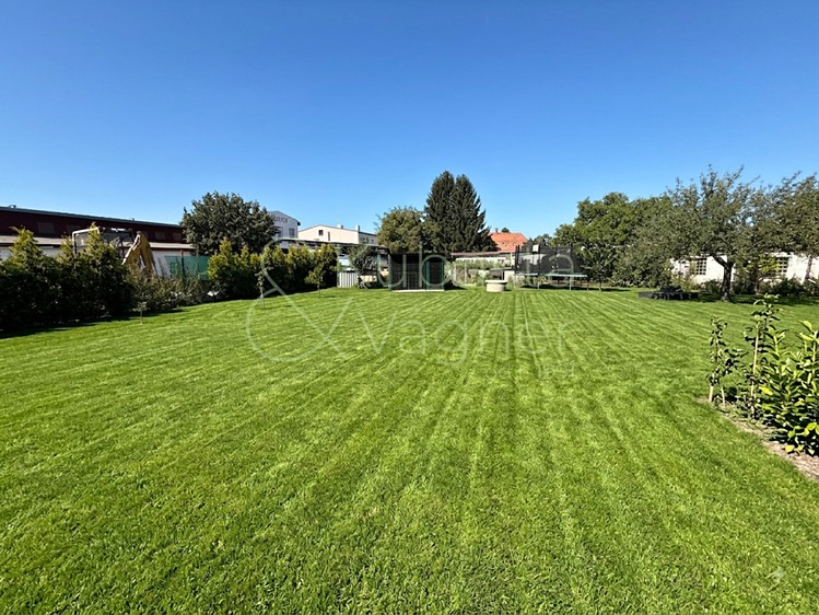 Grundstück zum Kauf, 838 m² (1 von 12)