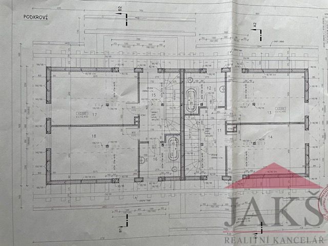 Prodej rodinného domu 239 m², pozemek 2125 m² – fotografie 2