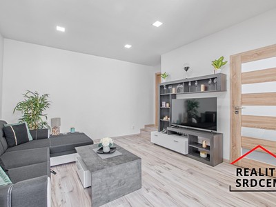 Pronájem bytu 2+kk, 46 m² (2 z 14)
