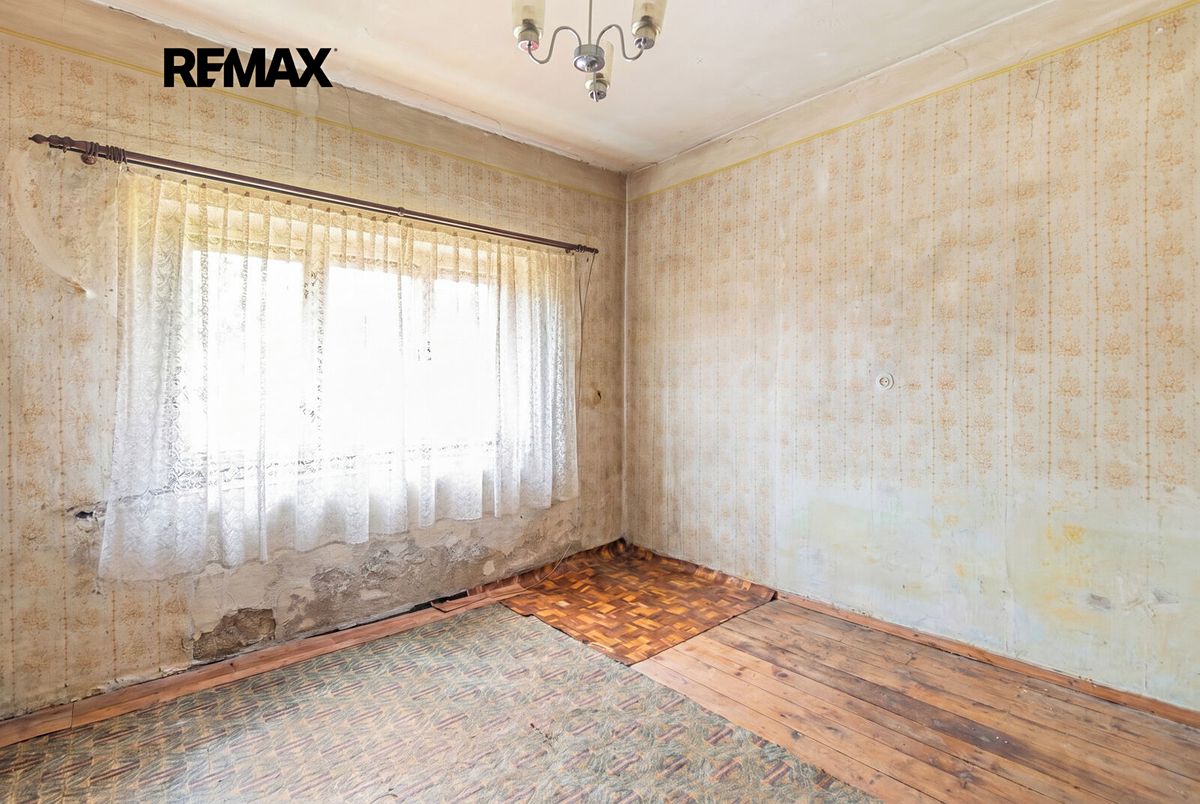 Prodej rodinného domu 256 m², pozemek 256 m² – fotografie 5