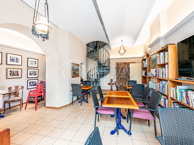 Gewerbefläche zum Kauf, 377 m² (27 von 29)
