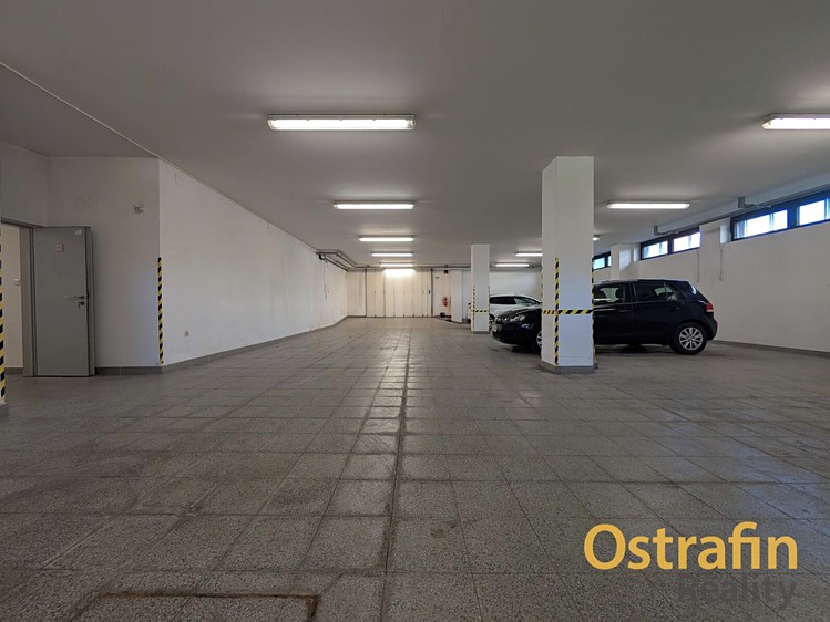 Pronájem komerčního prostoru, 150 m² (10 z 21)