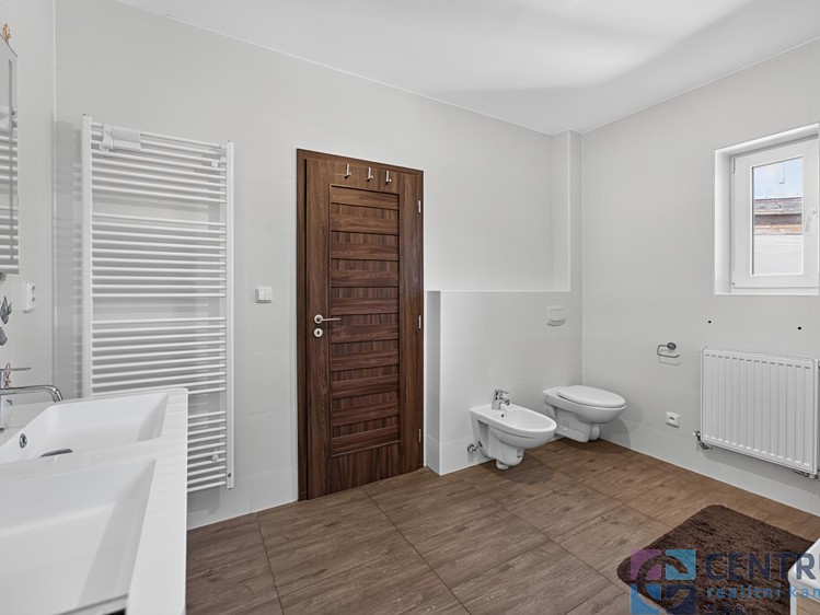 Prodej domu, 125 m² (16 z 26)