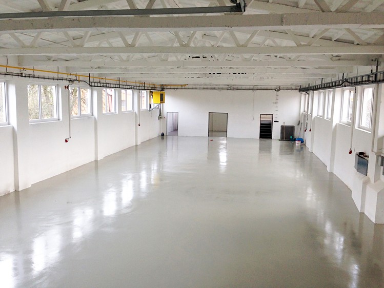 Pronájem komerčního prostoru, 400 m² (3 z 9)