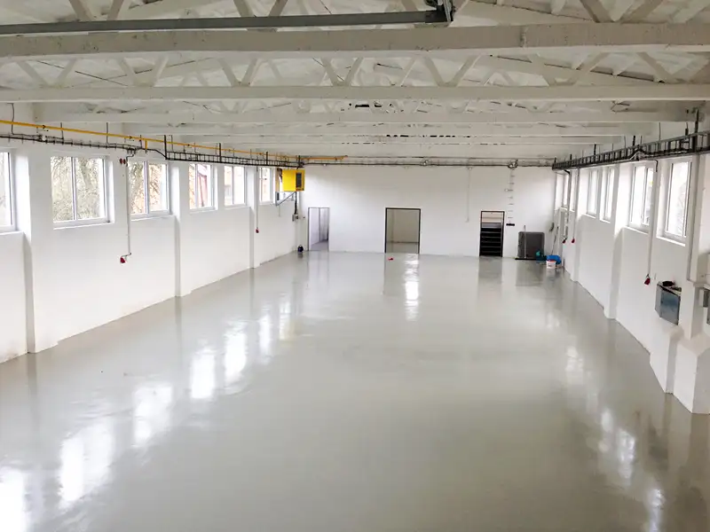 Pronájem výrobní haly, prostoru 400 m², Liberec – náhled fotky 3