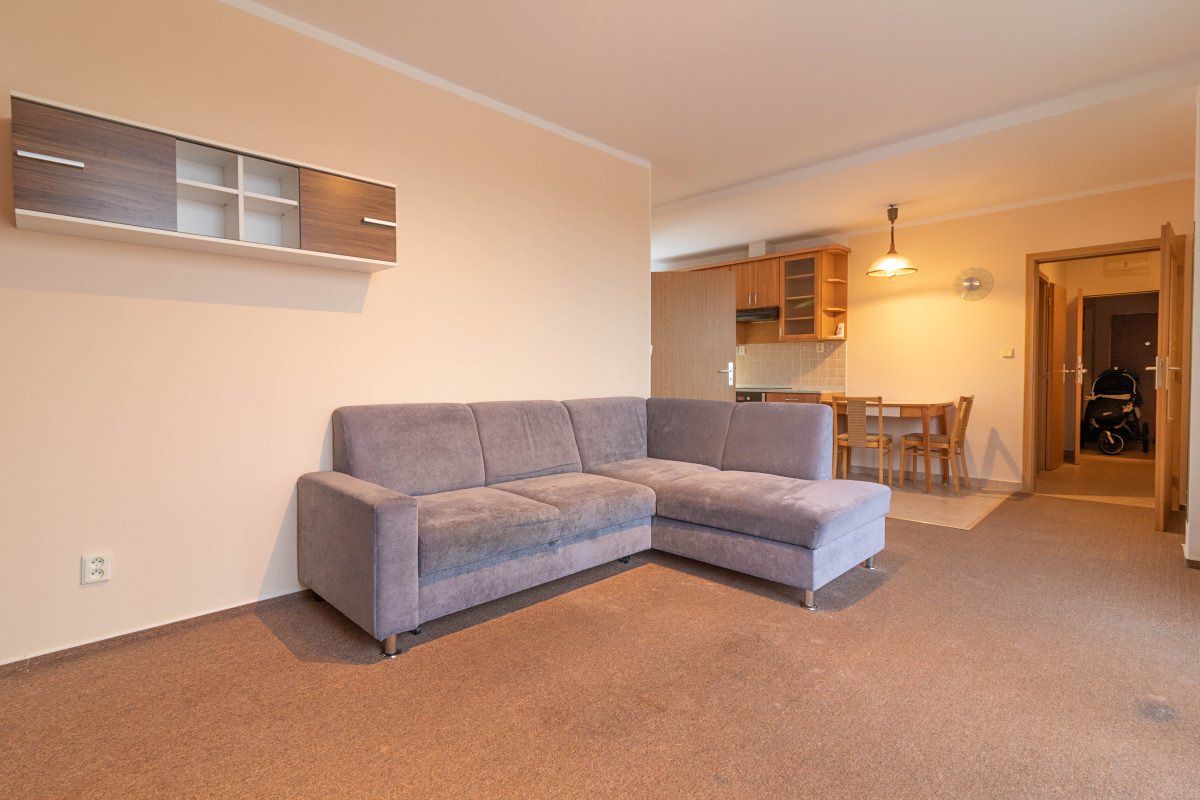 Pronájem bytu 2+kk 52 m² – fotografie 3