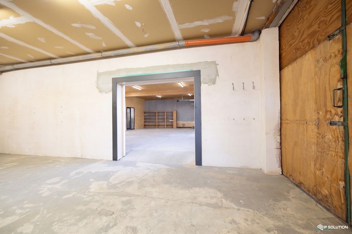 Pronájem skladového prostoru 115 m² – fotografie 3