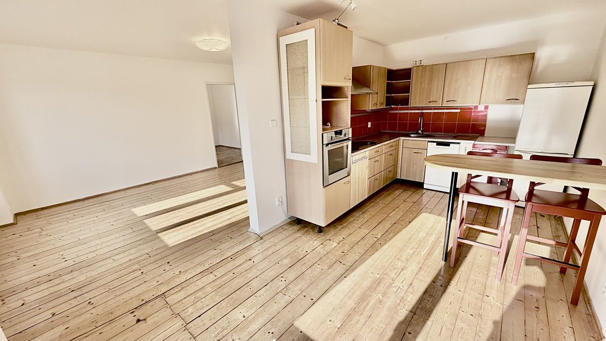 Pronájem bytu 3+kk 117 m²