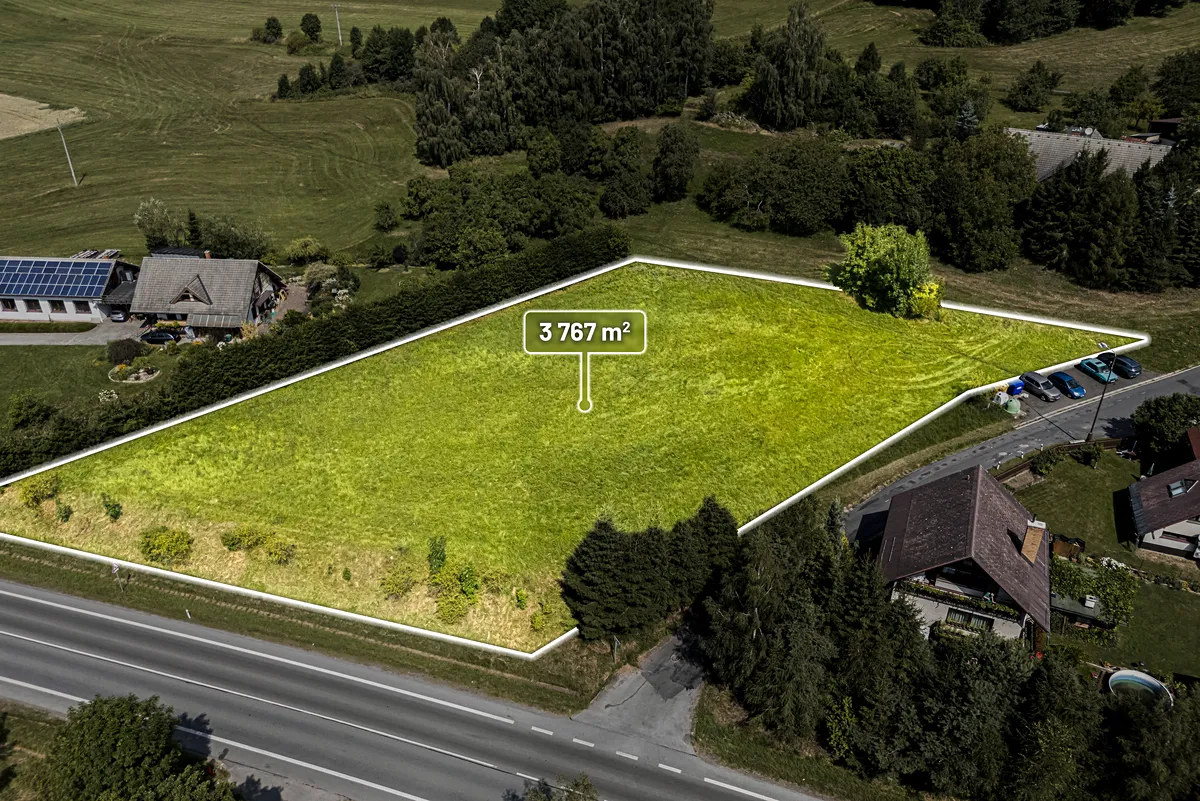 Prodej stavebního pozemku 3767 m²