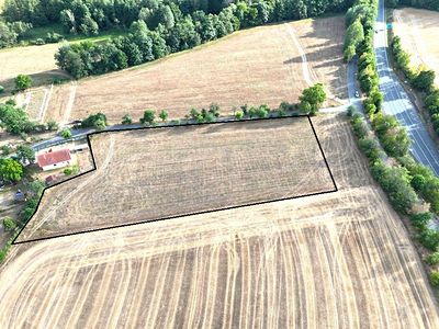 Prodej stavebního pozemku 9236 m²