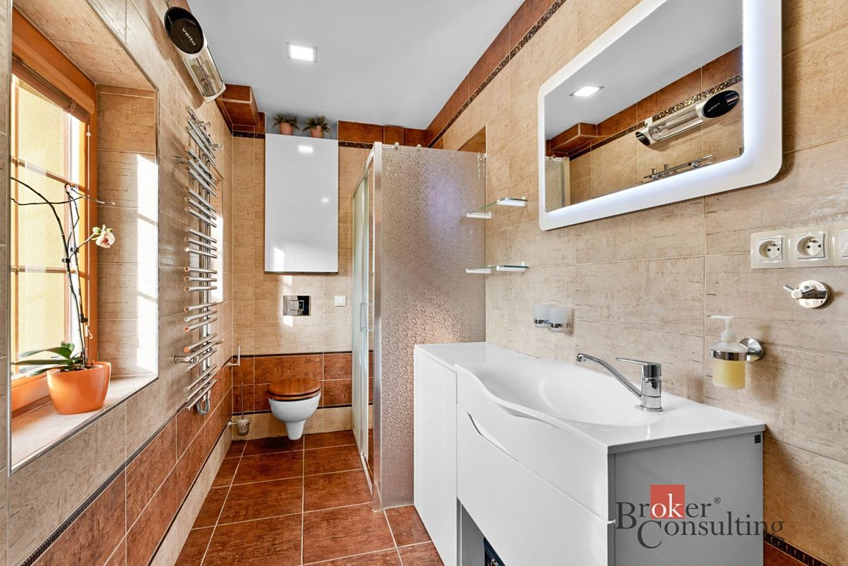 Prodej rodinného domu 137 m², pozemek 3371 m² – fotografie 3