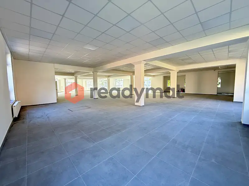 Prodej obchodního prostoru 588 m², Hodonín – náhled fotky 3