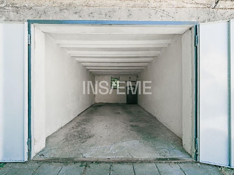 Prodej nemovitosti, 16 m² (1 z 8)