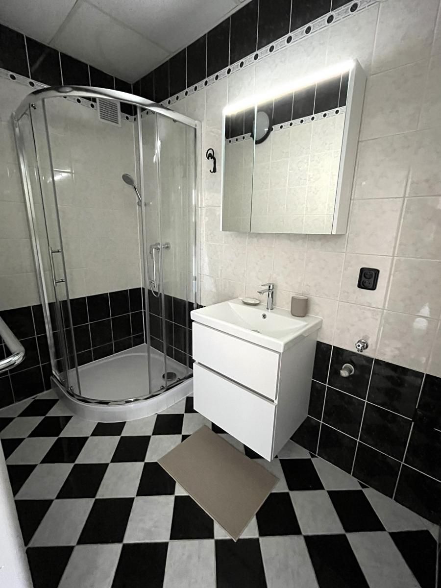 Pronájem bytu 2+1 56 m² – fotografie 3