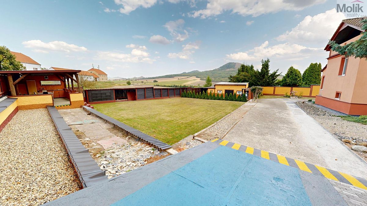 Prodej rodinného domu 148 m², pozemek 1061 m² – fotografie 4