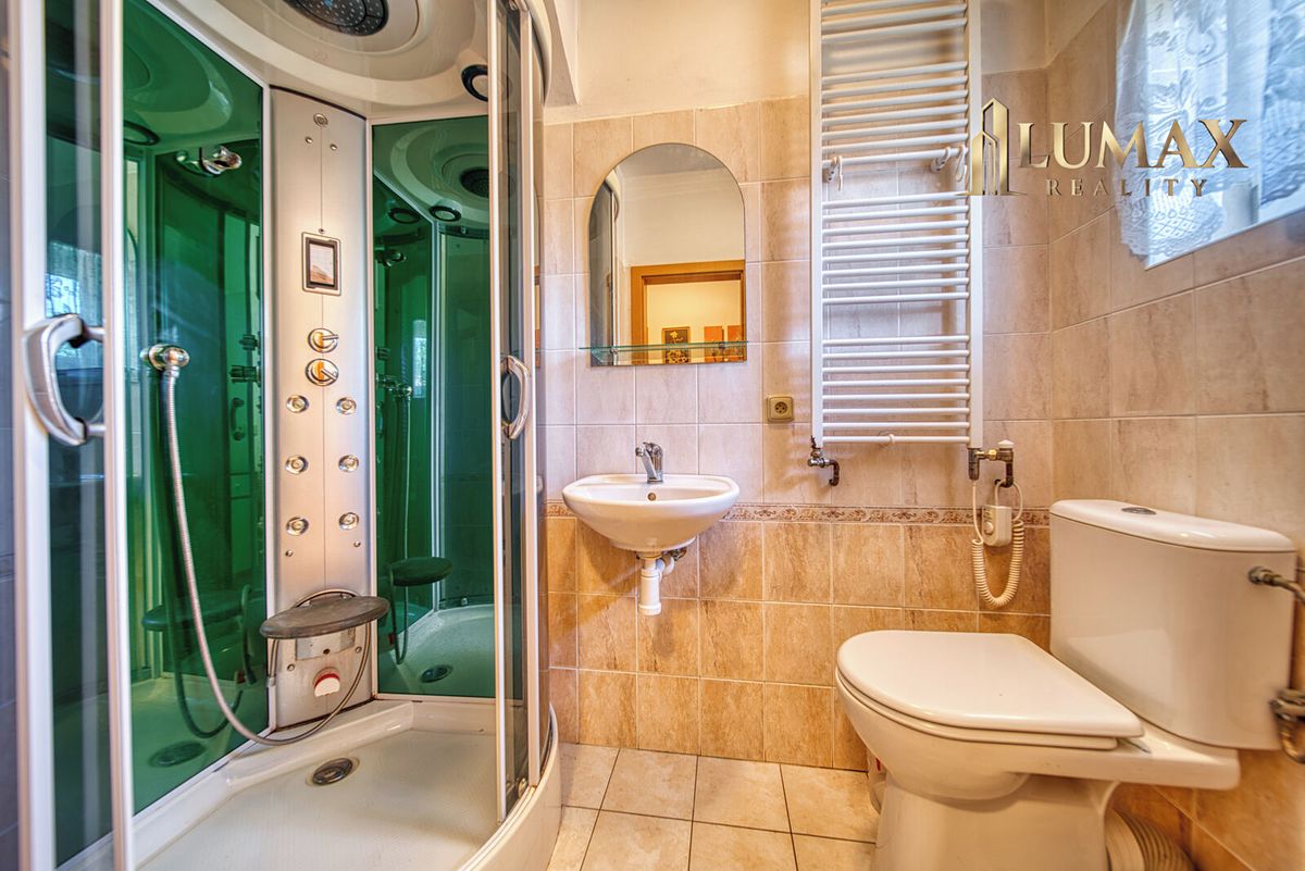 Prodej rodinného domu 142 m², pozemek 681 m² – fotografie 3