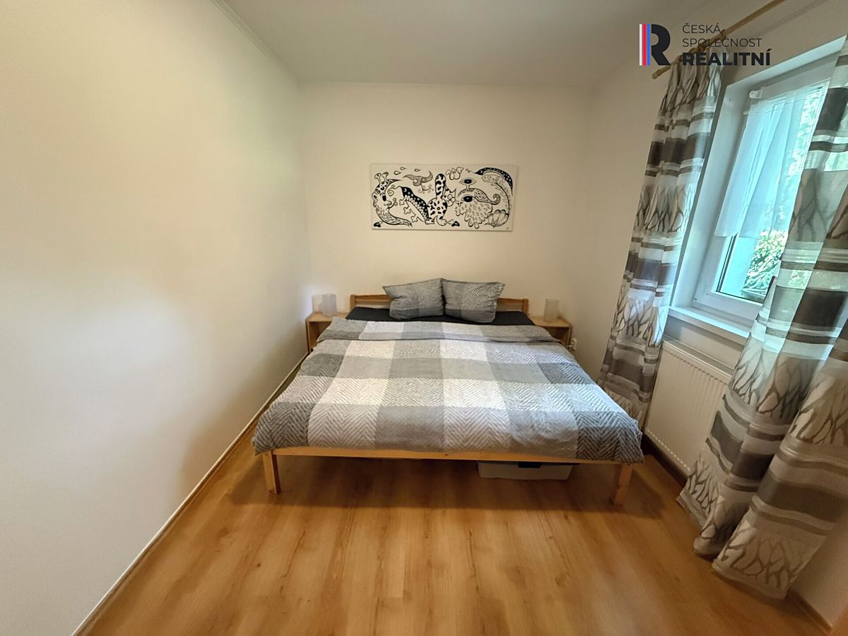 Pronájem bytu 2+kk 48 m² – fotografie 5