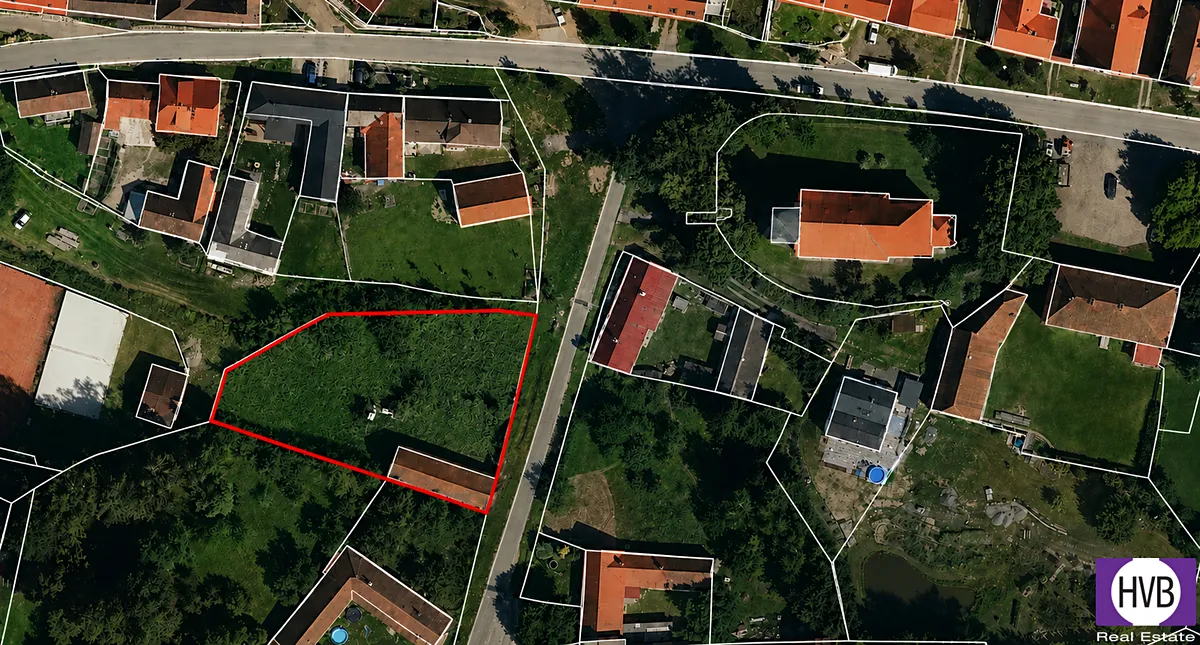 Prodej stavebního pozemku 1695 m²