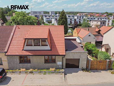 Prodej  rodinného domu 230 m², pozemek 1 093 m²