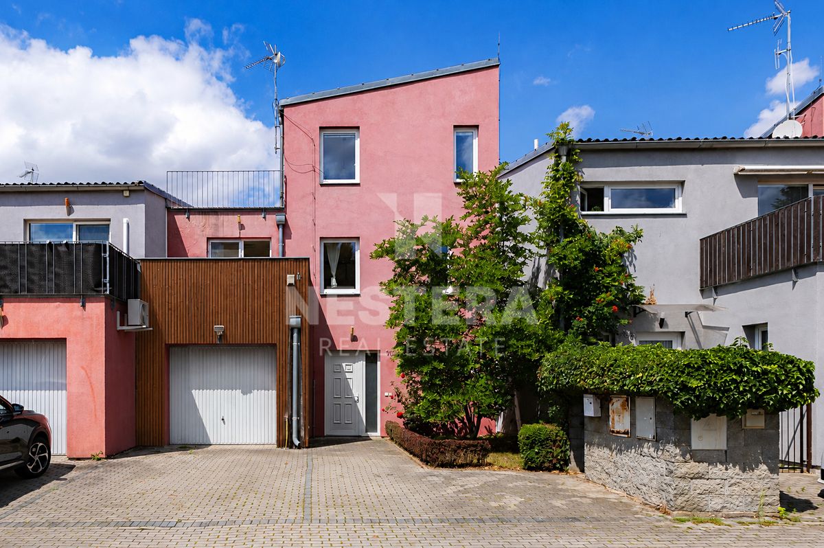 Prodej bytu 5+kk 198 m²