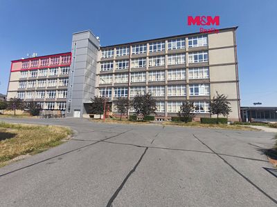 Pronájem kanceláře 383 m²