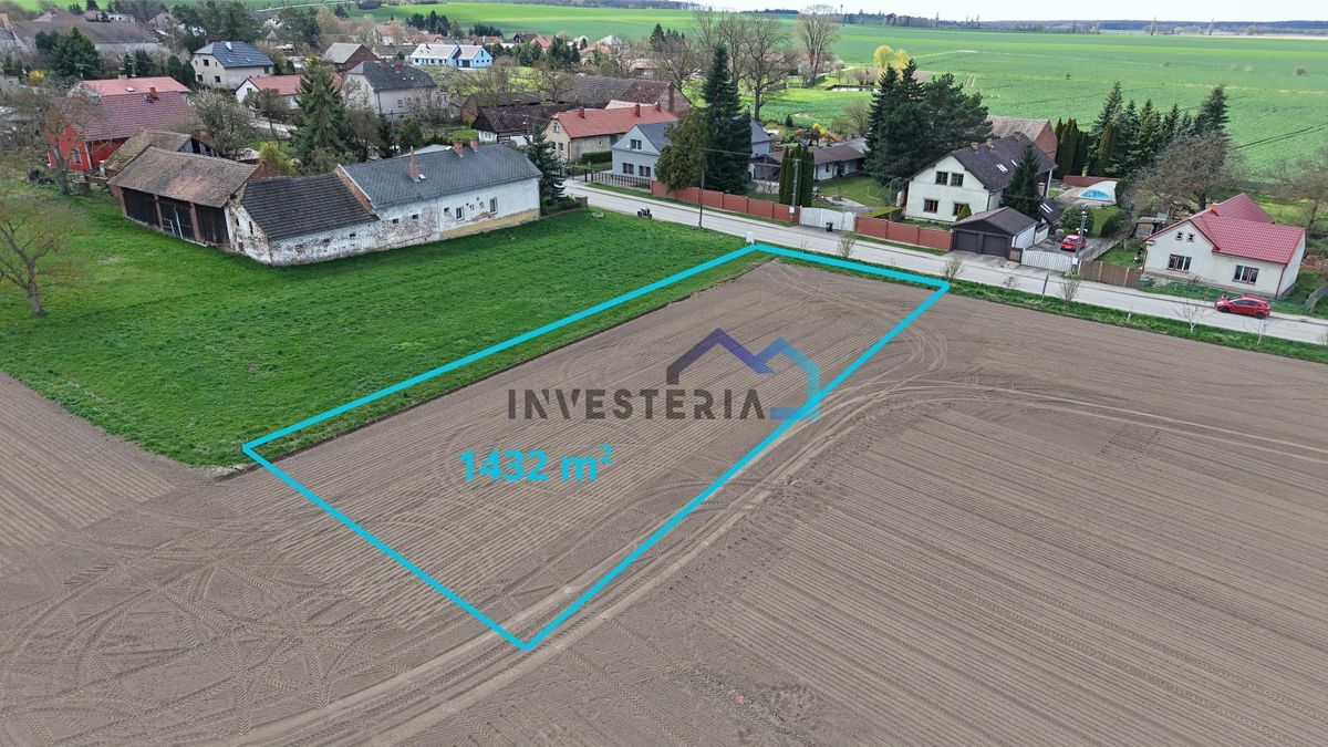 Prodej stavebního pozemku 1432 m²