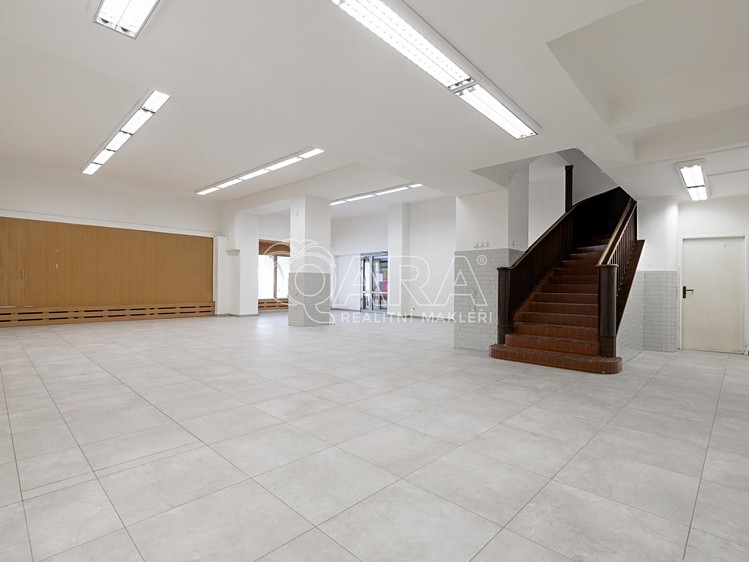 Gewerbefläche zur Miete, 470 m² (3 von 16)