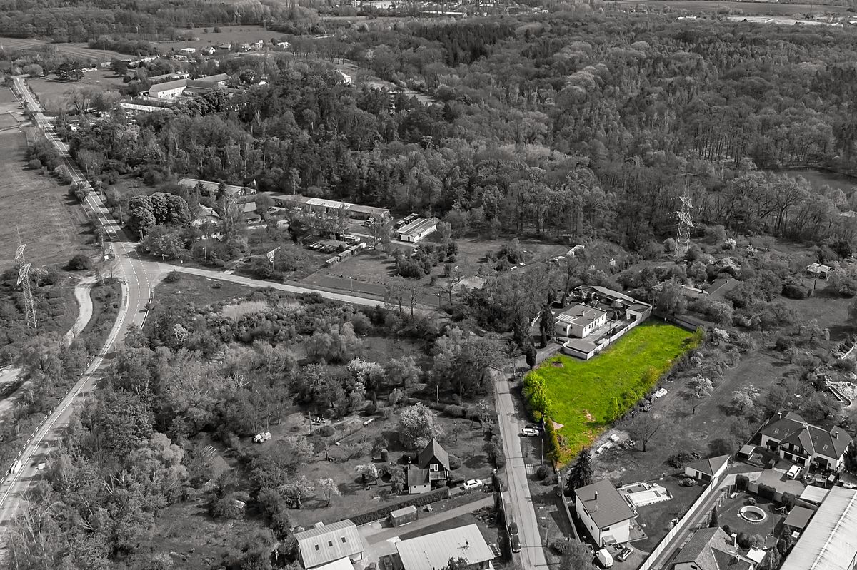 Prodej stavebního pozemku 2584 m² – fotografie 5
