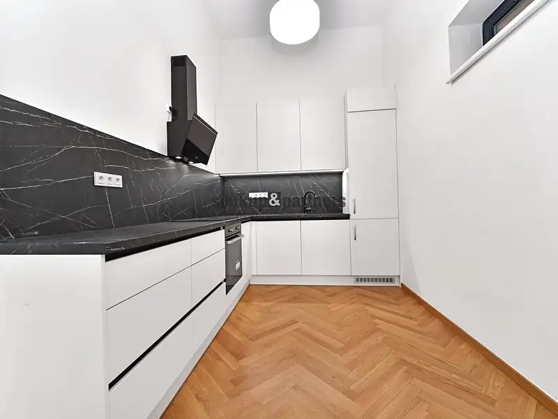 Prodej bytu 2+kk 60 m², Praha – náhled fotky 3
