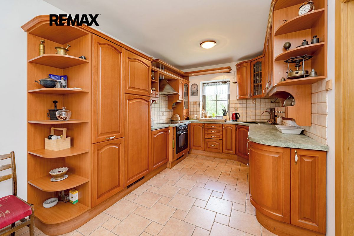 Prodej rodinného domu 150 m², pozemek 4942 m² – fotografie 4