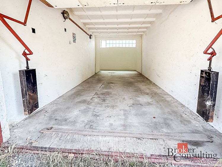 Prodej nemovitosti, 19 m² (2 z 4)