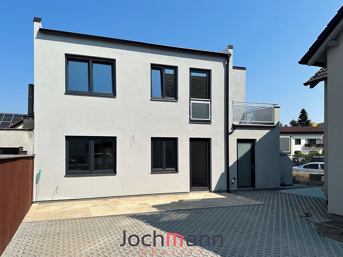 Prodej bytu 2+kk 56 m²