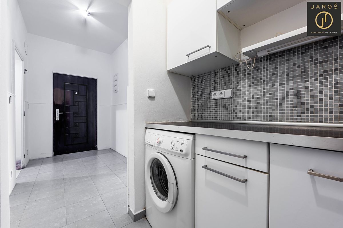Prodej komerční nemovitosti 37 m² – fotografie 5