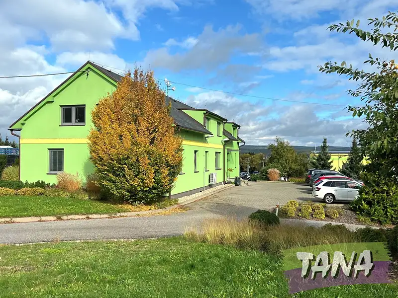 Pronájem kanceláře 35 m², Dvůr Králové nad Labem – náhled fotky 3