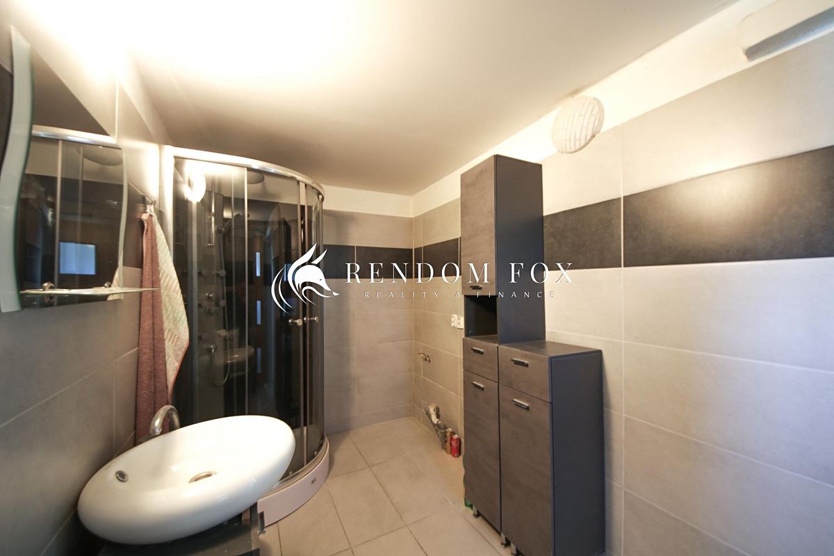 Prodej rodinného domu 134 m², pozemek 650 m² – fotografie 5
