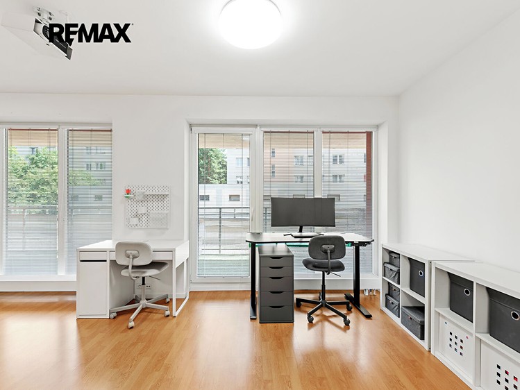 Wohnung 1+kk zum Kauf, 38 m² (4 von 23)