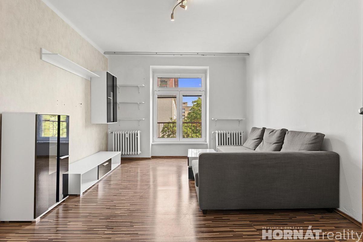 Pronájem bytu 2+1 56 m²