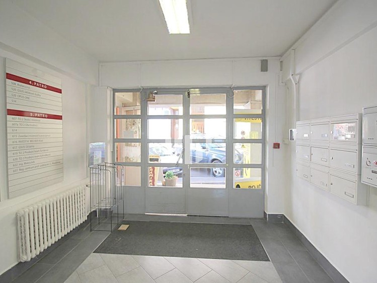 Комерційне приміщення в оренду, 372 м² (5 з 10)