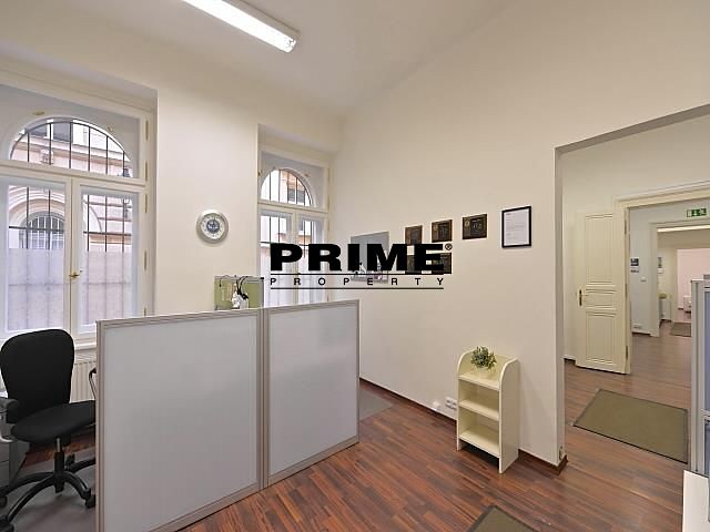 Комерційне приміщення в оренду, 228 м² (7 з 19)