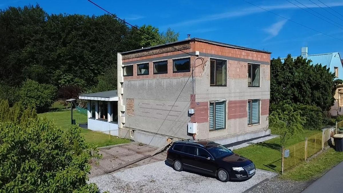 Prodej rodinného domu 190 m², pozemek 1457 m² – fotografie 3