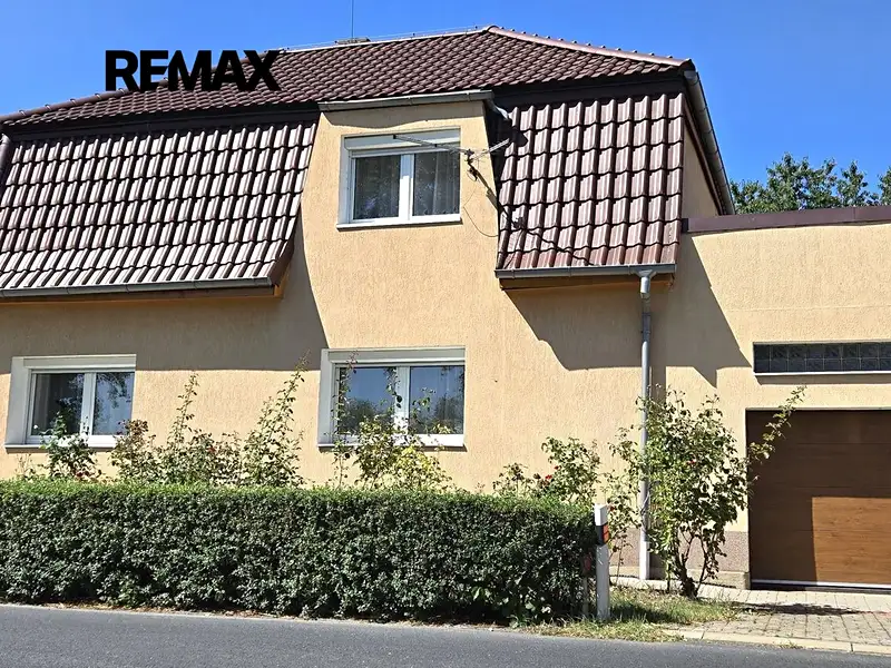 Prodej rodinného domu 107 m², pozemek 521 m², Peruc – náhled fotky 1
