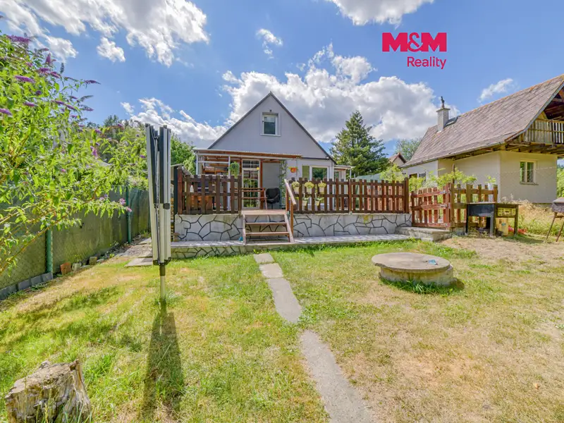 Prodej chaty 35 m², pozemek 331 m², Cheb – náhled fotky 1