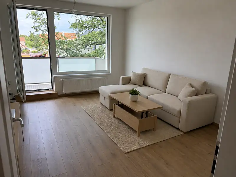 Prodej bytu 1+kk 29 m², Kladno – náhled fotky 3