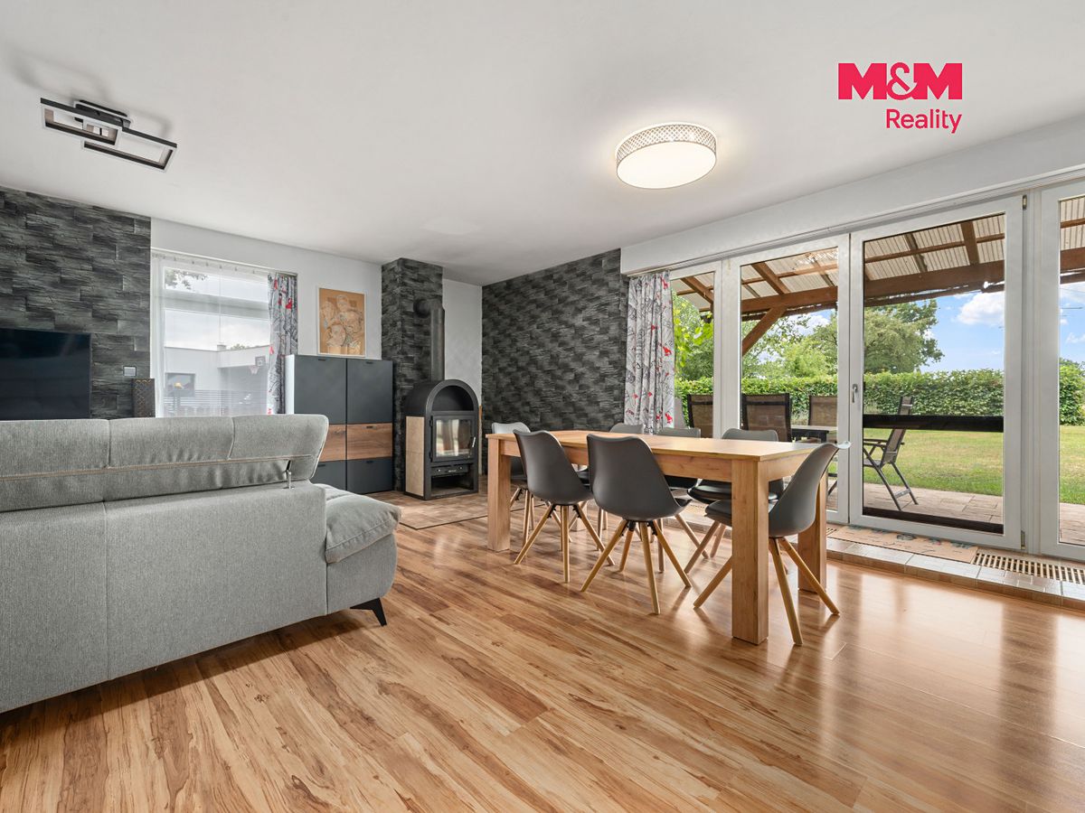 Prodej rodinného domu 115 m², pozemek 1779 m² – fotografie 4