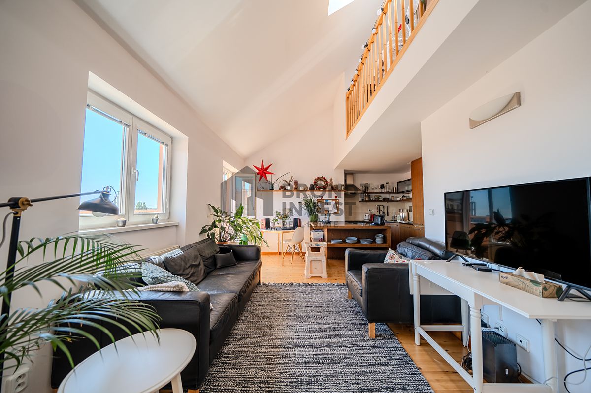 Pronájem bytu 3+kk 93 m²
