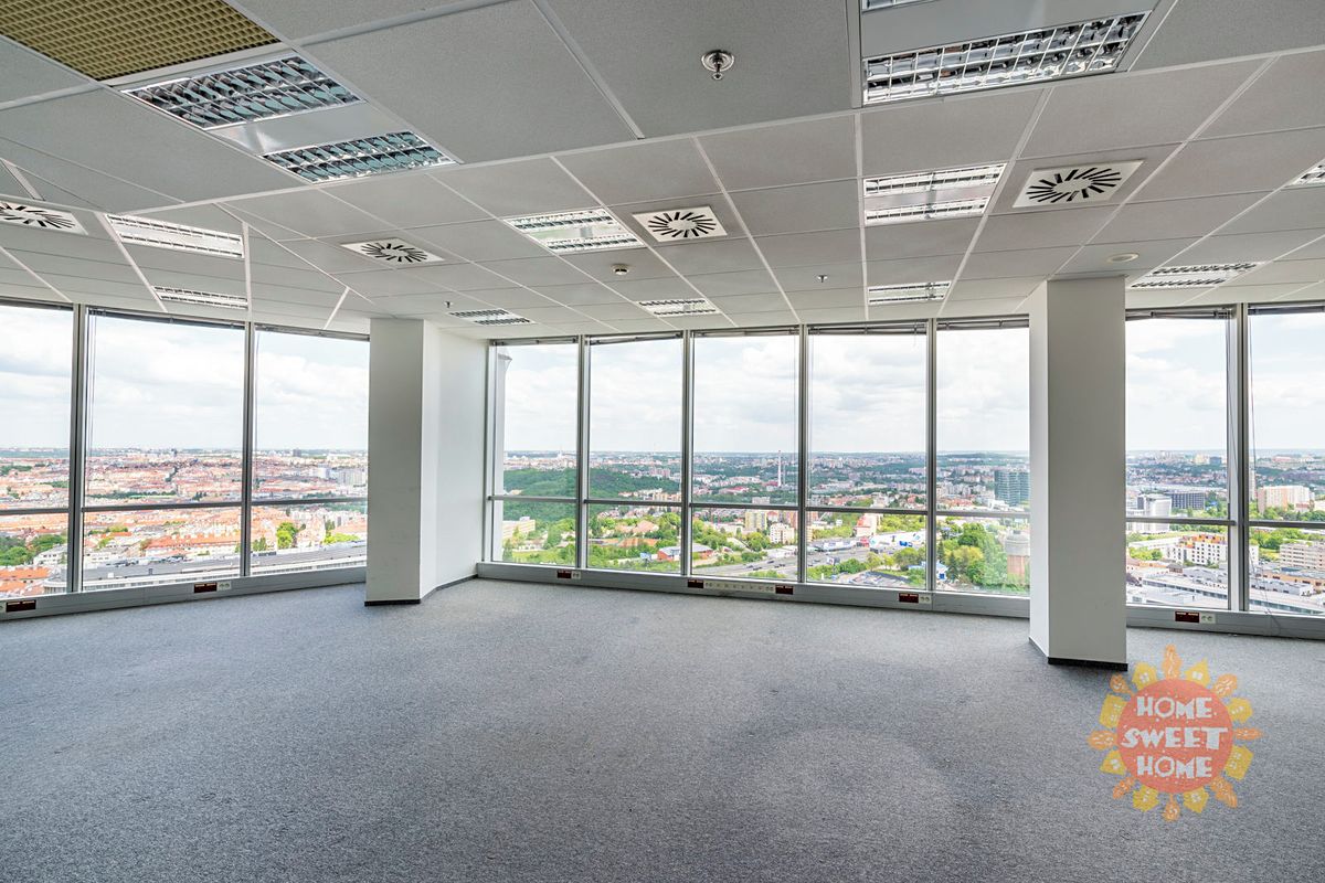 Pronájem kanceláře 93 m² – fotografie 2