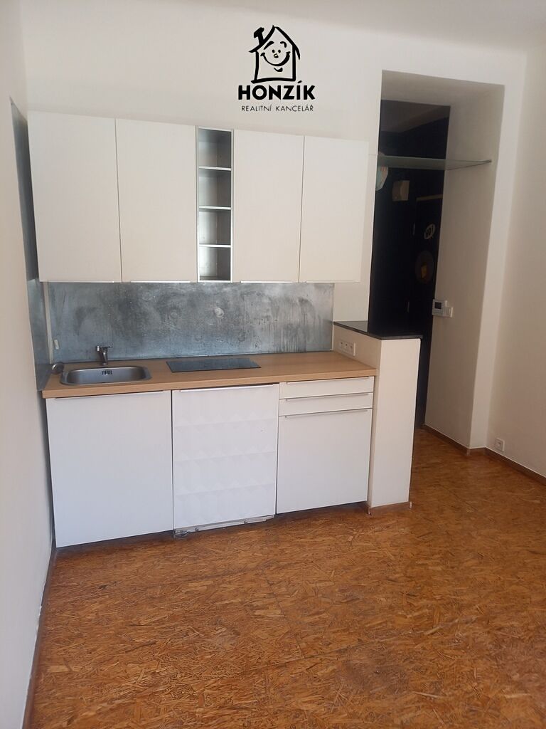 Prodej bytu 1+kk 21 m² – fotografie 3