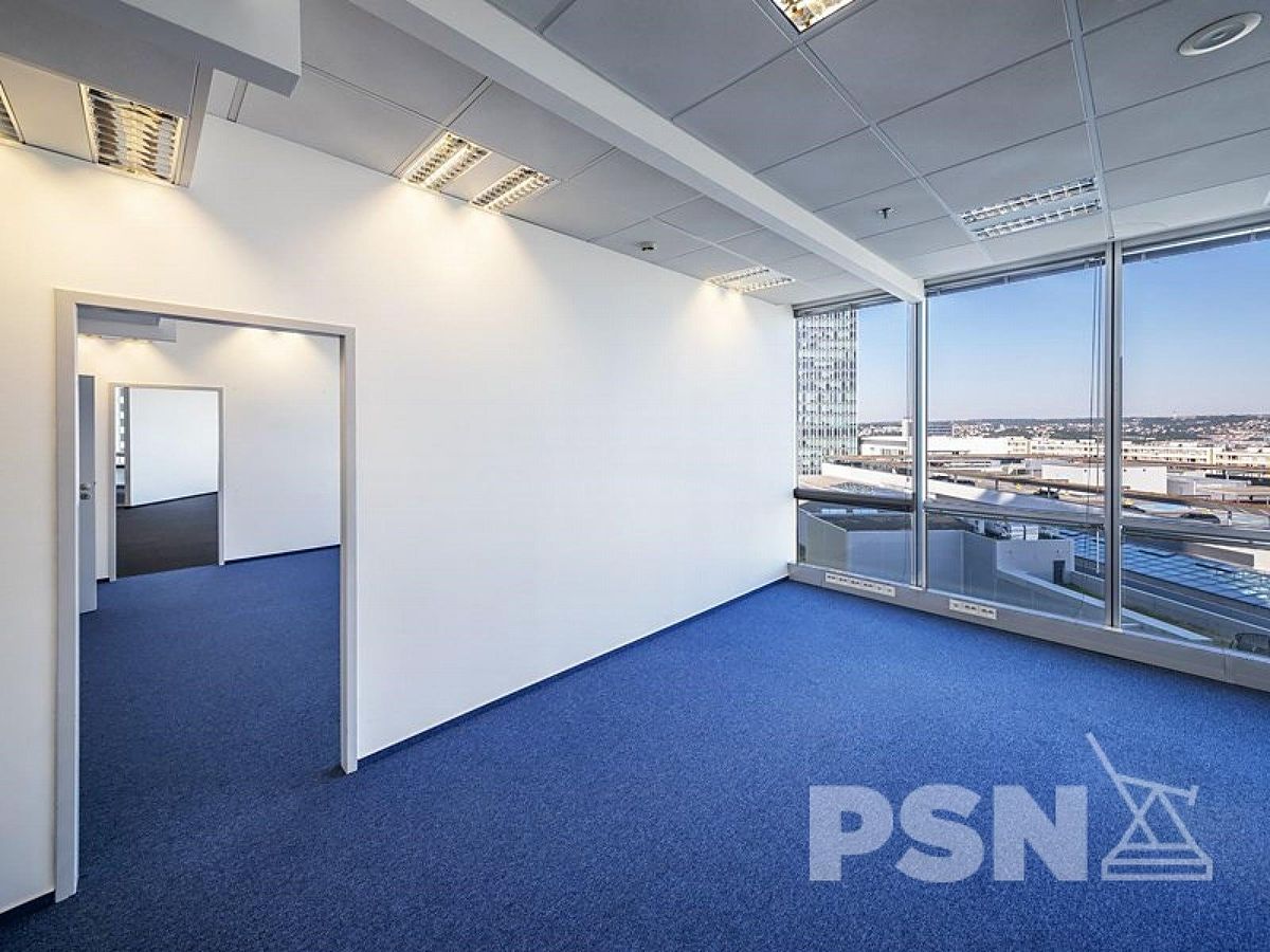 Pronájem kanceláře 23 m² – fotografie 4